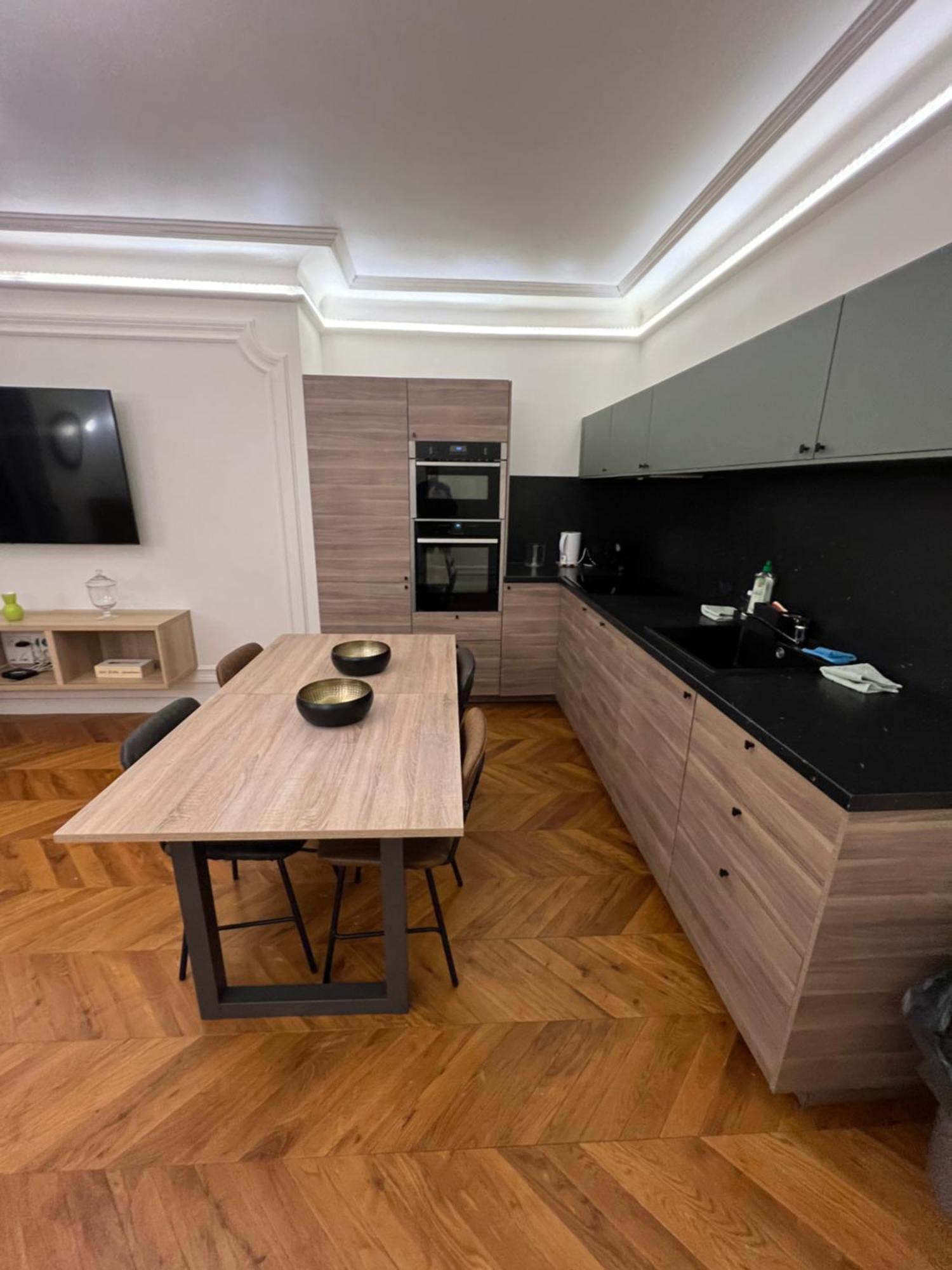 Private Apartments - Champs-Elysees Paris Bagian luar foto